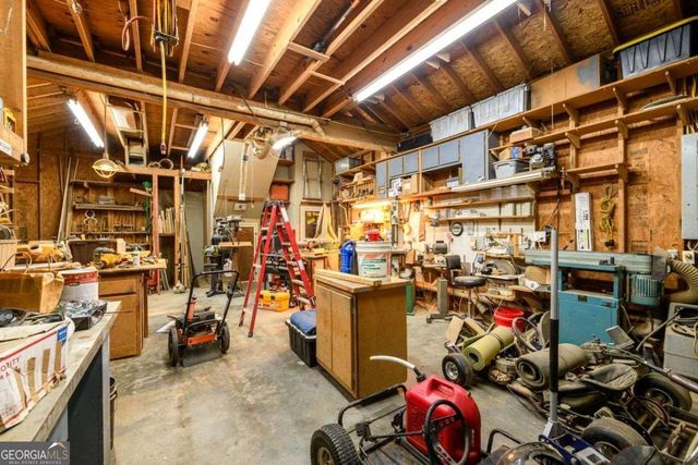 4955 H D Atha Road, Covington, GA 30014