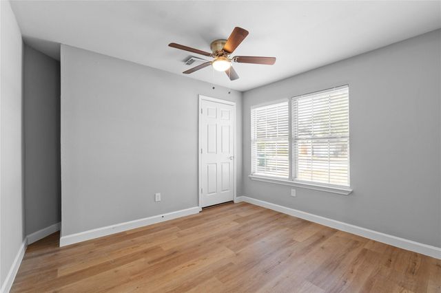 1941 Lynnview Drive, Houston, TX 77055