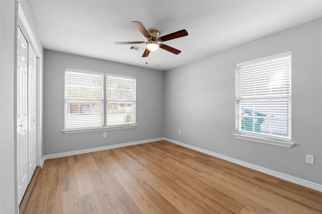 1941 Lynnview Drive, Houston, TX 77055