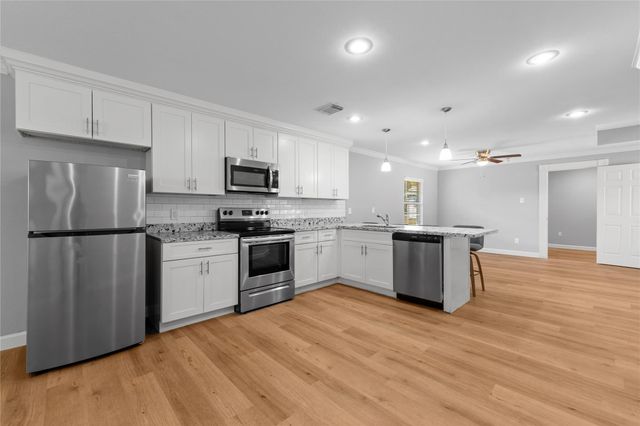 1941 Lynnview Drive, Houston, TX 77055