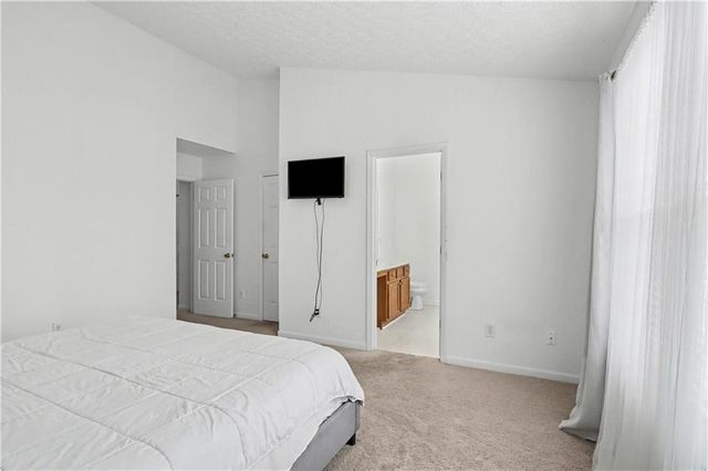 102 Weatherstone Square Drive, Woodstock, GA 30188