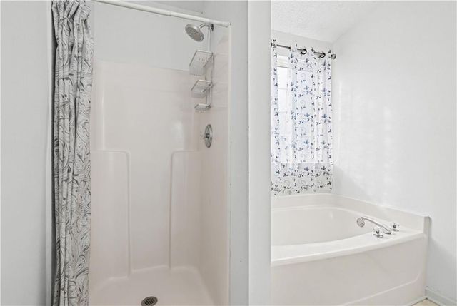 102 Weatherstone Square Drive, Woodstock, GA 30188