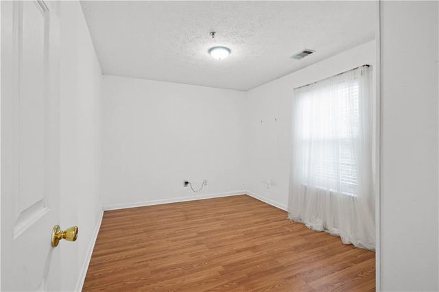 102 Weatherstone Square Drive, Woodstock, GA 30188