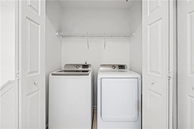 102 Weatherstone Square Drive, Woodstock, GA 30188