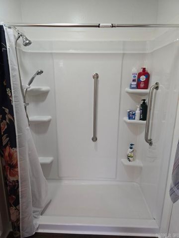 209 Cain Dr, Mccrory, AR 72101