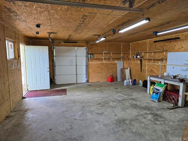 209 Cain Dr, Mccrory, AR 72101