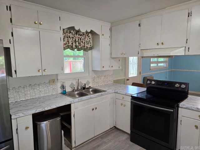 209 Cain Dr, Mccrory, AR 72101