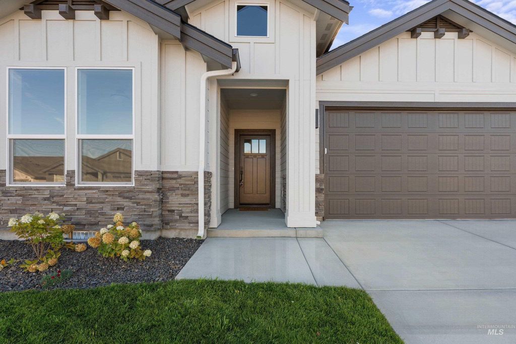 2372 S Hurd Ave, Nampa, ID 83686 photo 5