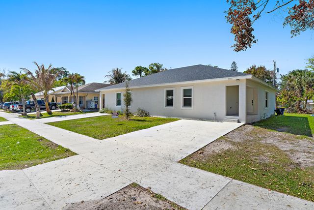 3003 SE Fairmont Street, Stuart, FL 34997