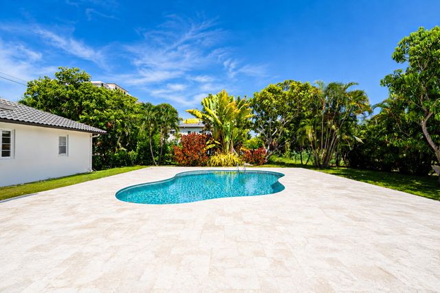 400 E Royal Palm Road, Boca Raton, FL 33432
