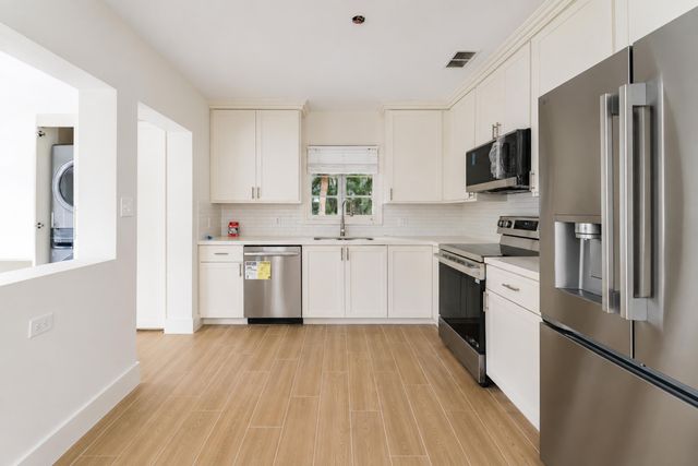 400 E Royal Palm Road, Boca Raton, FL 33432