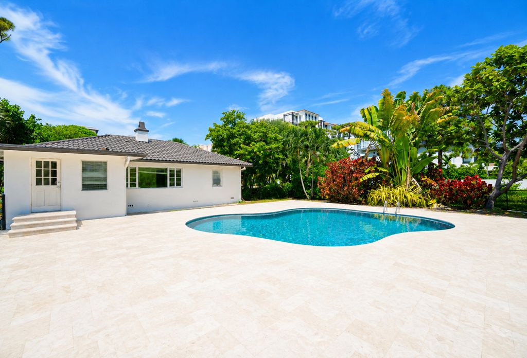 400 E Royal Palm Road, Boca Raton, FL 33432
