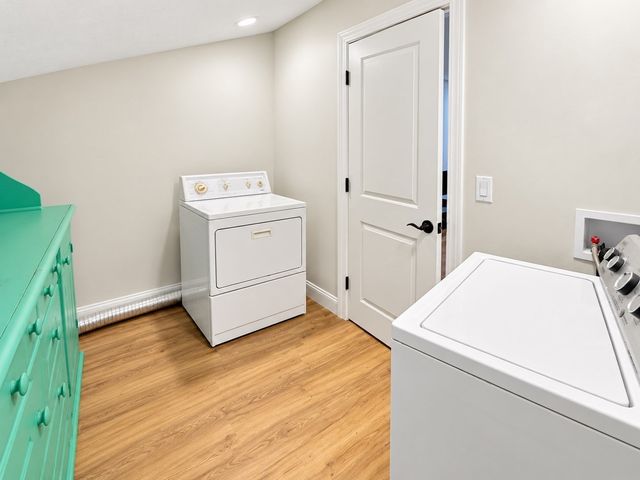 14 Cornell Rd, Framingham, MA 01701