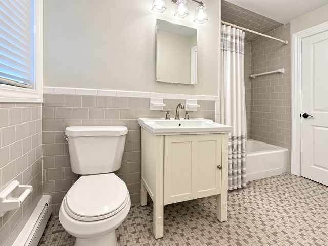 14 Cornell Rd, Framingham, MA 01701