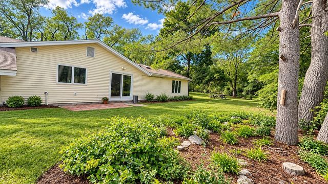 14 Cornell Rd, Framingham, MA 01701