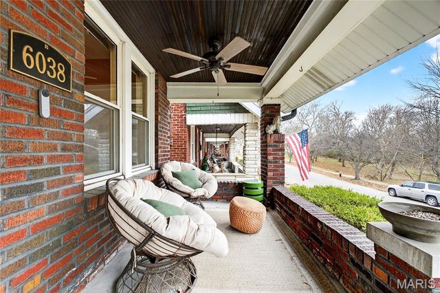 6038 Columbia Avenue, St Louis, MO 63139