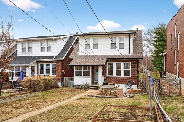 6038 Columbia Avenue, St Louis, MO 63139