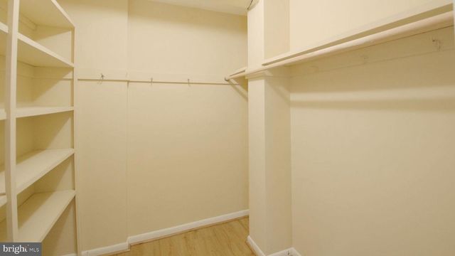 10201 GROSVENOR PL #112, North Bethesda, MD 20852