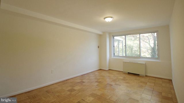 10201 GROSVENOR PL #112, North Bethesda, MD 20852