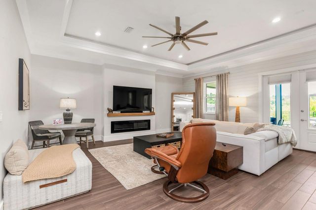 82 Amadeus Avenue, Freeport, FL 32439