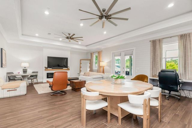 82 Amadeus Avenue, Freeport, FL 32439