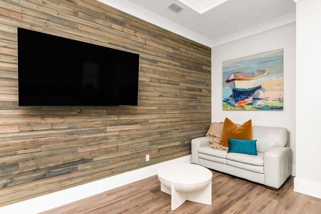 82 Amadeus Avenue, Freeport, FL 32439