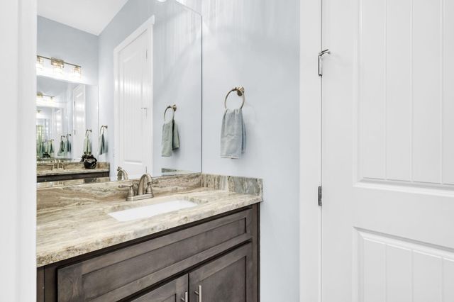 82 Amadeus Avenue, Freeport, FL 32439