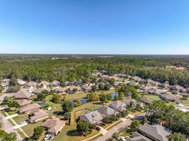 82 Amadeus Avenue, Freeport, FL 32439