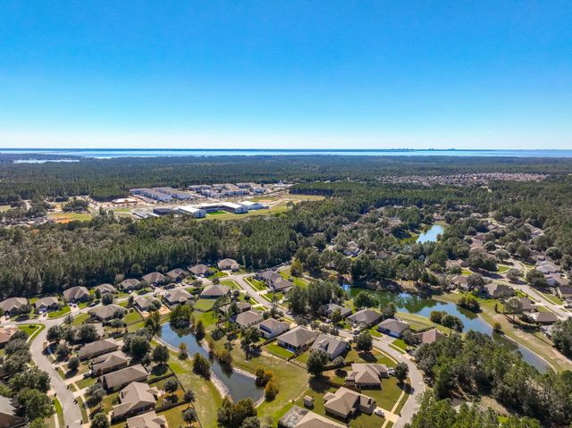 82 Amadeus Avenue, Freeport, FL 32439