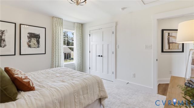 10299 Szalay Ln, Ashland, VA 23005