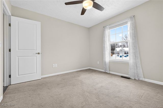 36544 Annie Lane, North Ridgeville, OH 44039