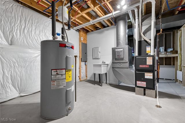 36544 Annie Lane, North Ridgeville, OH 44039