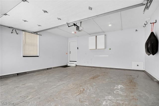 36544 Annie Lane, North Ridgeville, OH 44039