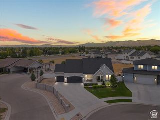 4847 W TRANSCENDENT CT, West Jordan, UT 84088