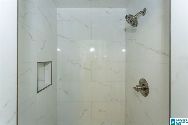 2015 CARRAWAY LANE, Birmingham, AL 35235