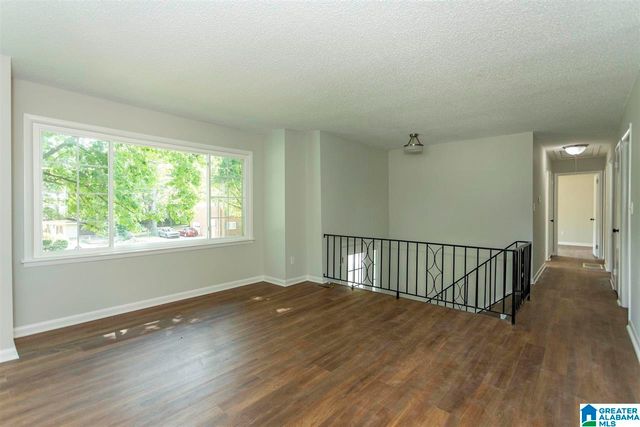 2015 CARRAWAY LANE, Birmingham, AL 35235