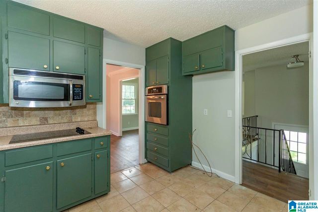 2015 CARRAWAY LANE, Birmingham, AL 35235