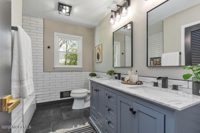 4 Blue Hills Drive, Holmdel, NJ 07733