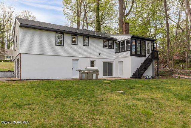 4 Blue Hills Drive, Holmdel, NJ 07733