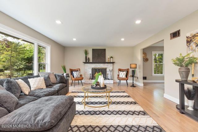 4 Blue Hills Drive, Holmdel, NJ 07733