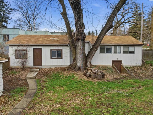 348 NW Harrison, Pullman, WA 99163