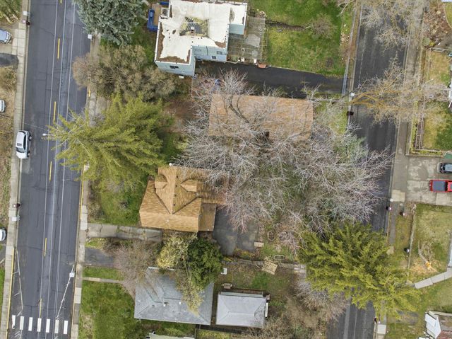 348 NW Harrison, Pullman, WA 99163