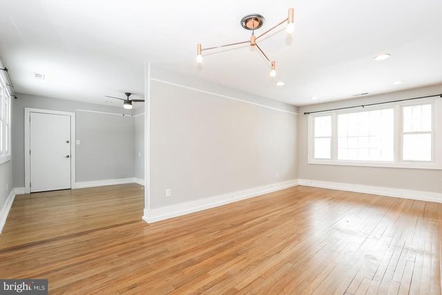 1210 SEVERN AVE, Cherry Hill, NJ 08002