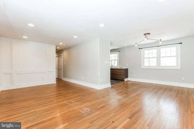 1210 SEVERN AVE, Cherry Hill, NJ 08002