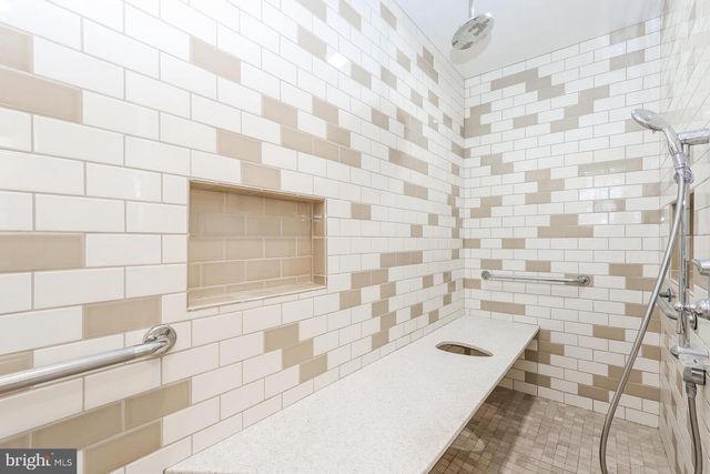 1210 SEVERN AVE, Cherry Hill, NJ 08002