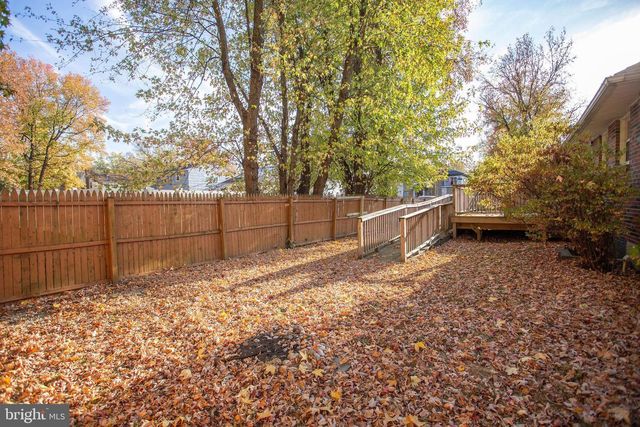 1210 SEVERN AVE, Cherry Hill, NJ 08002