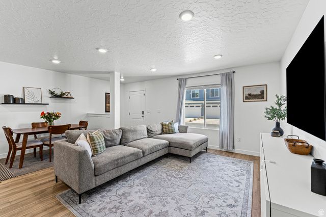 402 N BOUY LN, Saratoga Springs, UT 84045