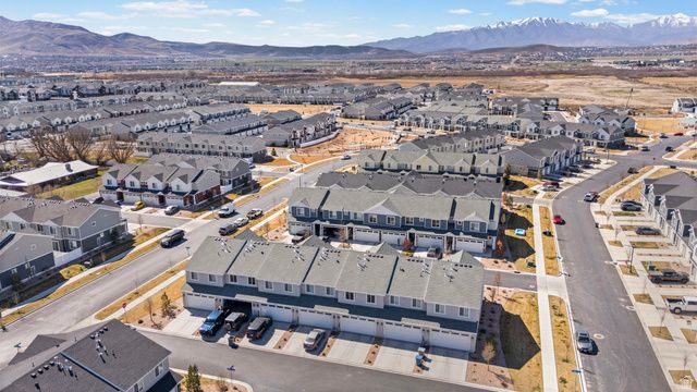 402 N BOUY LN, Saratoga Springs, UT 84045