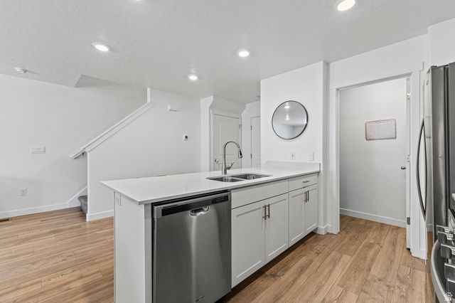 402 N BOUY LN, Saratoga Springs, UT 84045