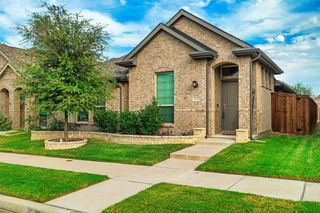 12332 Iveson Drive, Fort Worth, TX 76052